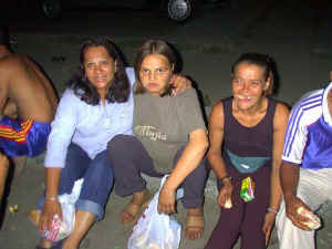 Image034.jpg (64074 bytes)